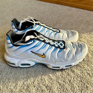 Nike Men’s Sneakers